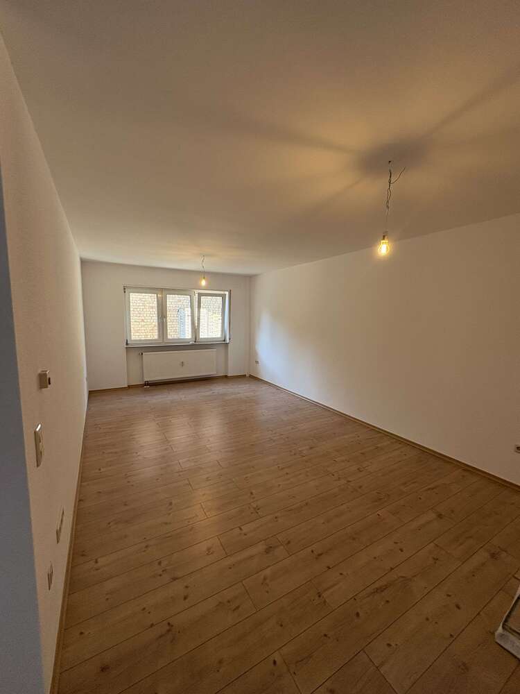 Wohnung zum Mieten in Walldorf 450 € 32.86 m²