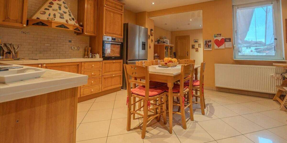 Einfamilienhaus Edingen-Neckarhausen Edingen - 7 Zimmer, 283 m&sup2;, 680.000&euro; | Angebot:24872175