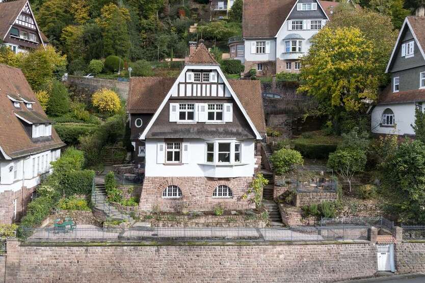Haus zum Kaufen in Heidelberg 2.295.000 € 257 m² 9 zimmer