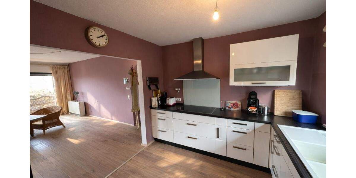 Einfamilienhaus Sinsheim / Hasselbach Hasselbach - 7 Zimmer, 266 m&sup2;, 479.000&euro; | Angebot:25693243