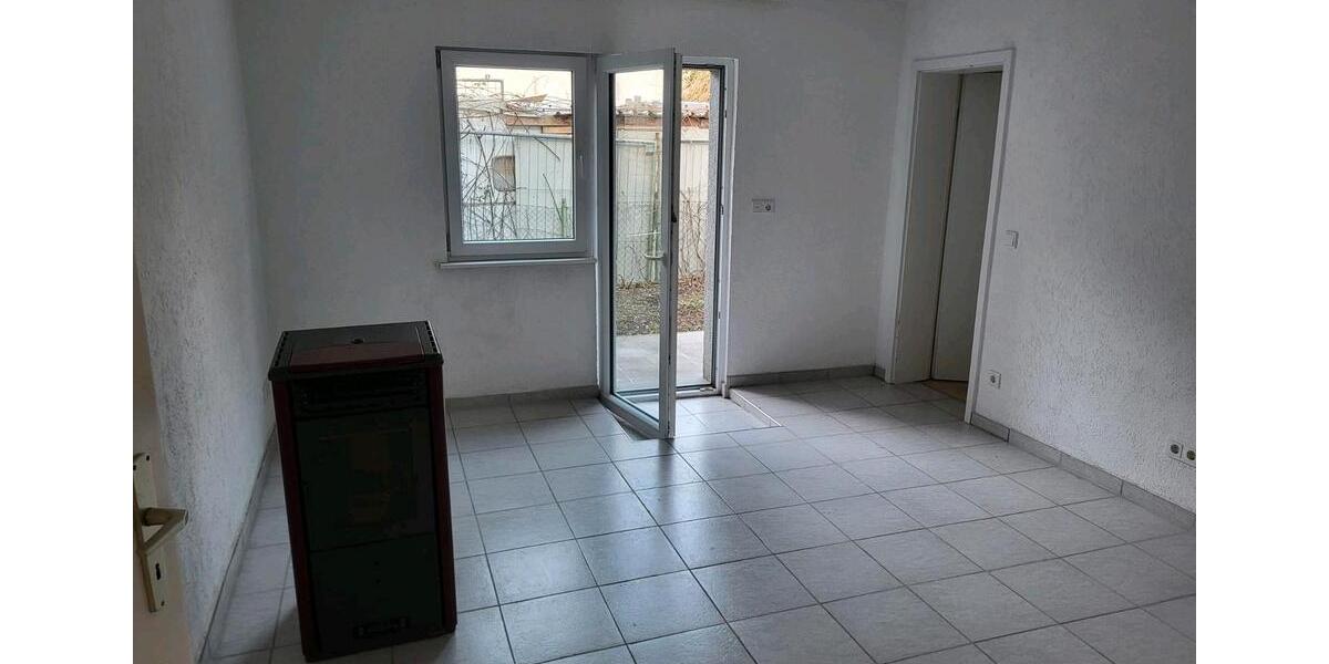 Einfamilienhaus Hockenheim - 6.5 Zimmer, 170 m&sup2;, 380.000&euro; | Angebot:26926458