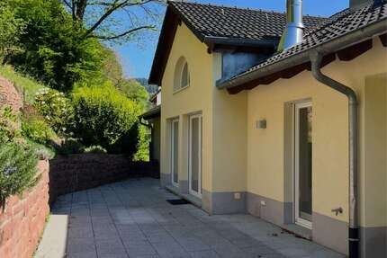 Haus zum Kaufen in Ziegelhausen 1.450.000 € 244.25 m² 5.5 zimmer