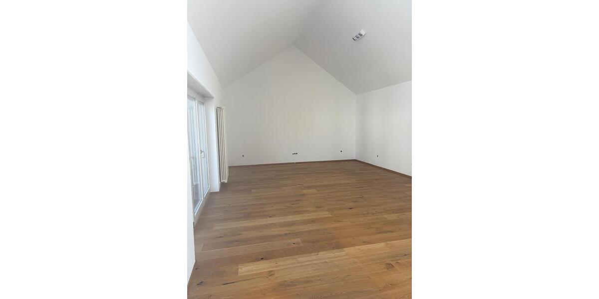 Maisonettenwohnung Ludwigshafen am Rhein Rheingönheim - 4 Zimmer, 150 m&sup2;, 1.300&euro; | Angebot:25784264