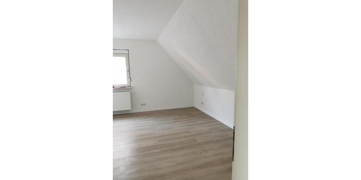 Maisonettenwohnung Schifferstadt - 4 Zimmer, 110 m&sup2;, 1.000&euro; | Angebot:26341522