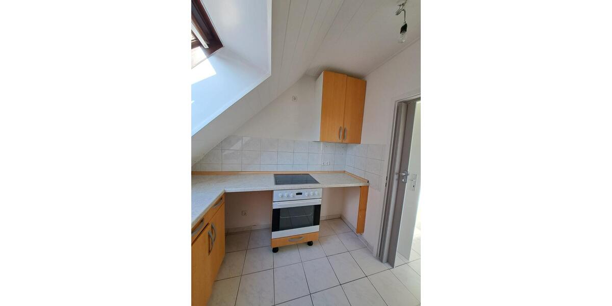 Dachgeschoßwohnung Mannheim Rheinau - 3 Zimmer, 64 m&sup2;, 199.000&euro; | Angebot:19181708