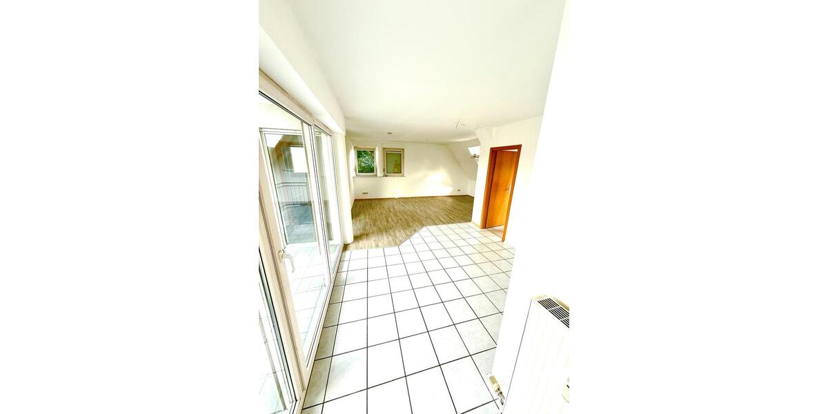 Dachgeschoßwohnung Angelbachtal - 3 Zimmer, 82 m&sup2;, 219.000&euro; | Angebot:26965597