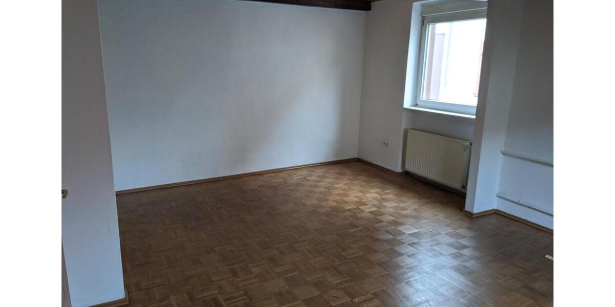 Reihenhaus Ludwigshafen am Rhein Rheingönheim - 5 Zimmer, 132 m&sup2;, 1.300&euro; | Angebot:26167778