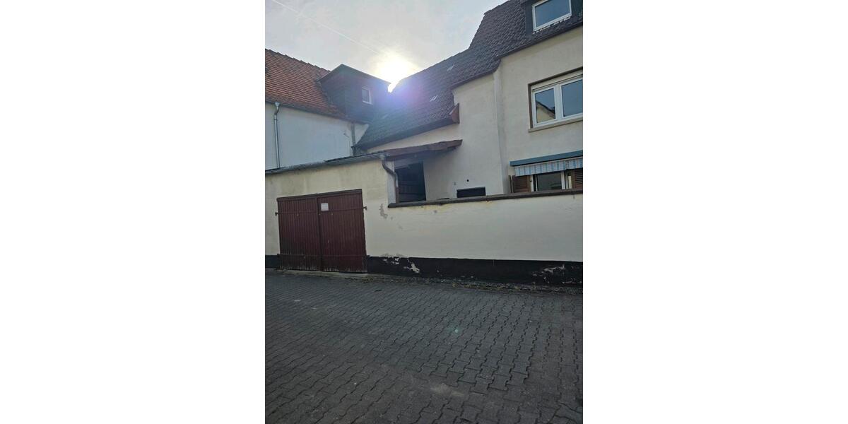 Einfamilienhaus Frankenthal (Pfalz) - 5 Zimmer, 100 m&sup2;, 2.500&euro; | Angebot:26123749