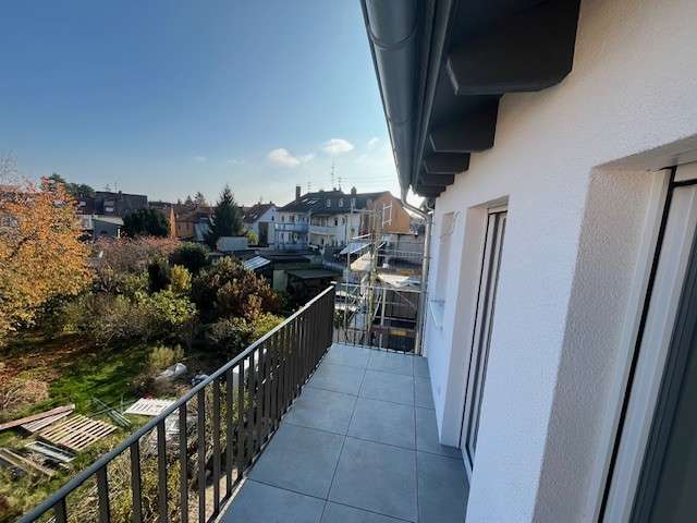 Etagenwohnung Mannheim Hochstätt - 4 Zimmer, 98 m&sup2;, 1.519&euro; | Angebot:25525710