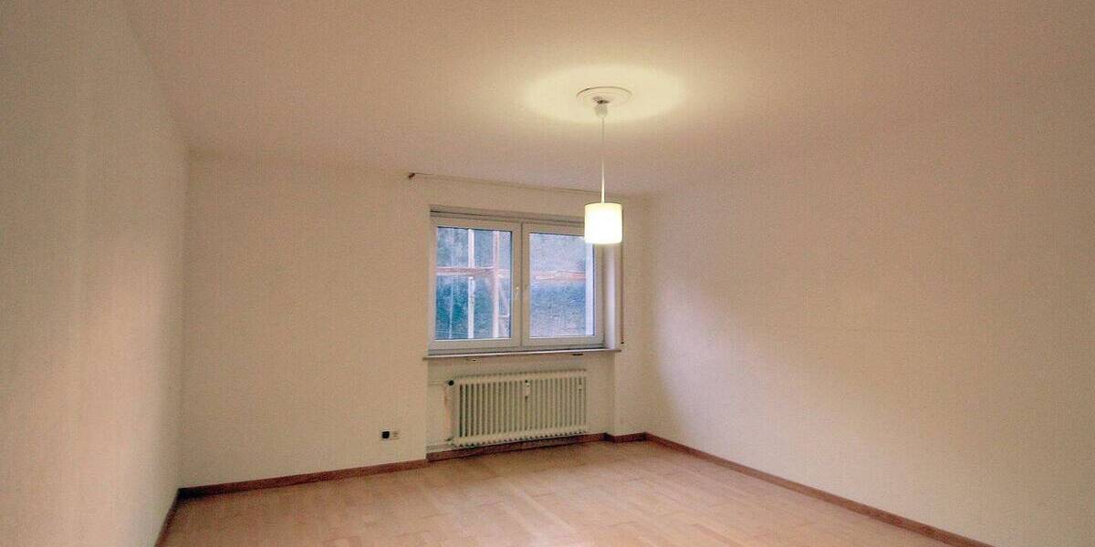 Etagenwohnung Schönau - 4 Zimmer, 106 m&sup2;, 910&euro; | Angebot:26706876