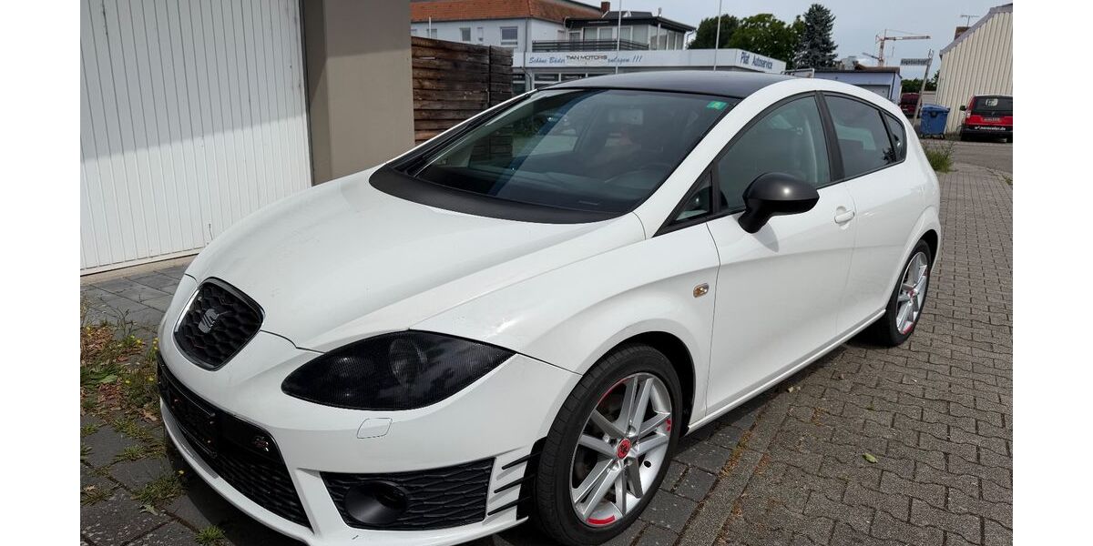 Seat Leon 177.000 km 3.799 &euro; Reilingen 68799