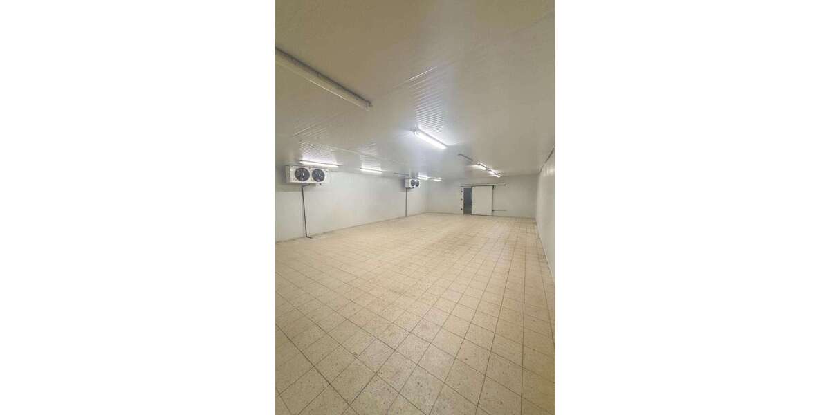 Halle in Östringen 2.500 € 450 m² zimmer