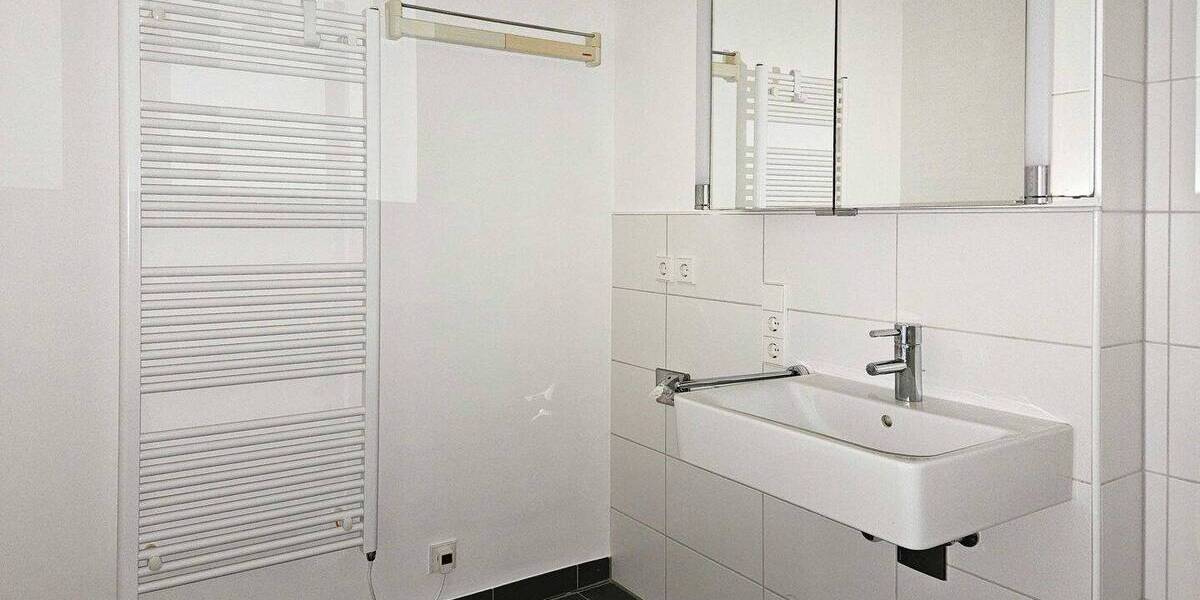 Etagenwohnung Sandhausen - 2 Zimmer, 68 m&sup2;, 950&euro; | Angebot:26486904