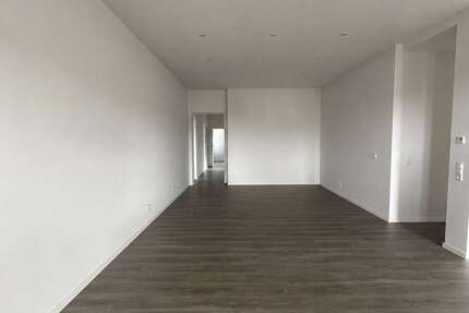 Wohnung Hambrücken - 4.5 Zimmer, 110 m&sup2;, 1.300&euro; | Angebot:27069005