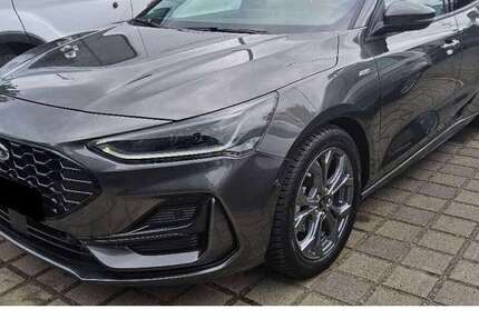 Ford Focus 6.990 km 24.880 &euro; Weinheim 69469