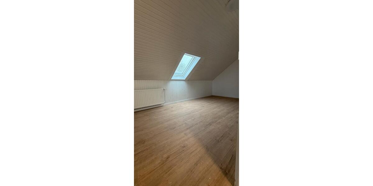 1 Zimmer Wohnung Dachgeschoss 1 zimmer