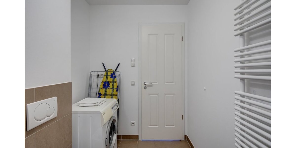 renovierte 1 ZKB++neue Einbauküche+++Parkett++TG Stellplatz++teilmöbliert - 1- Heidelberg Emmertsgrund | Angebot:27142072