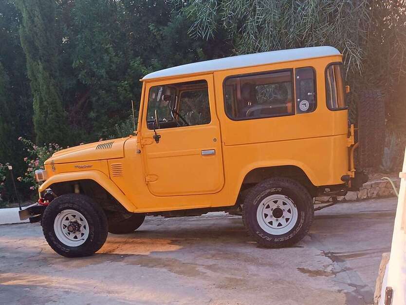 Land Cruiser