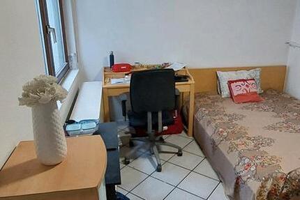 Studio-room in shared appartement in Sandhausen Heidelberg 16 zimmer