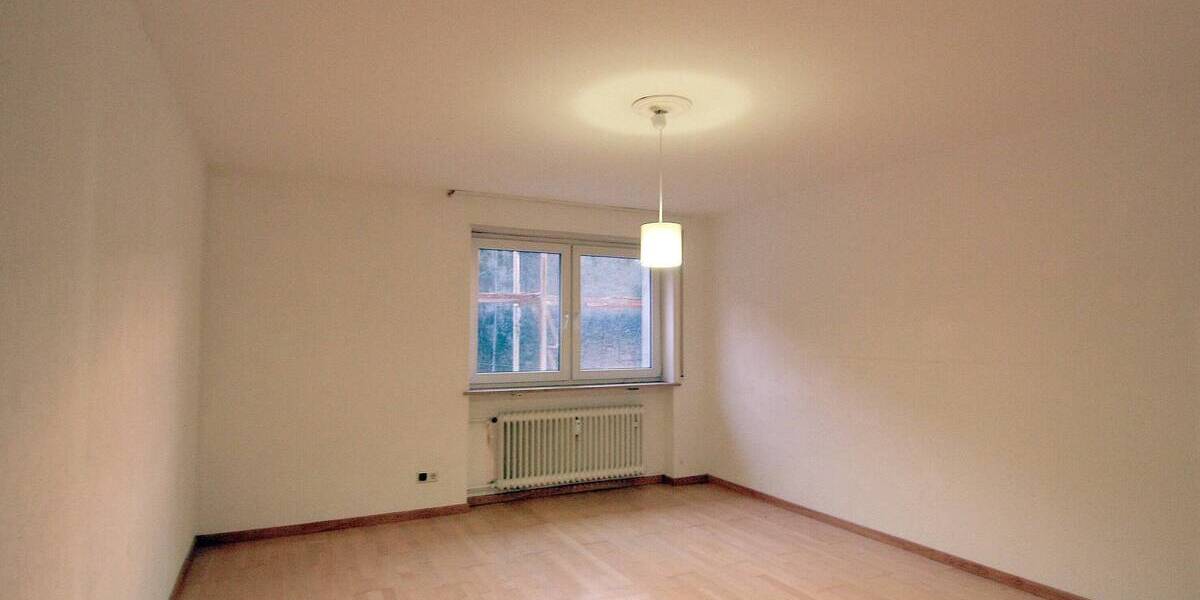 Etagenwohnung Schönau - 4 Zimmer, 106 m&sup2;, 170.000&euro; | Angebot:23971513