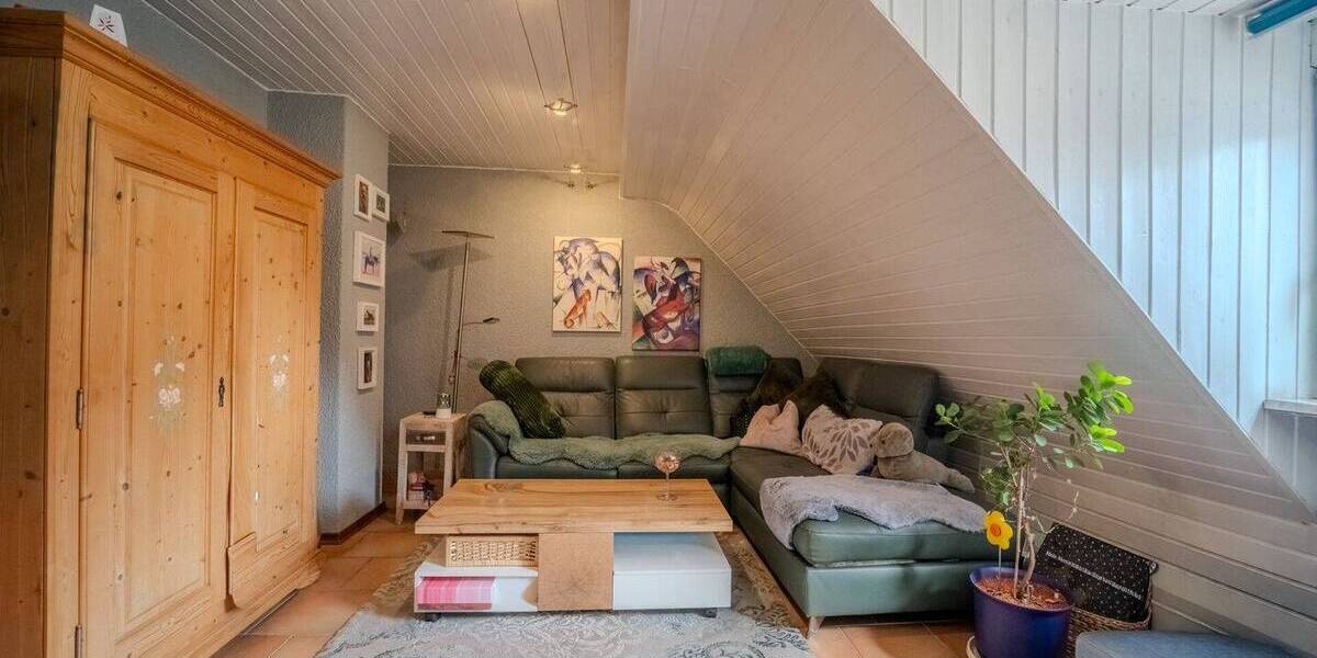 Mehrfamilienhaus, Wohnhaus Ludwigshafen am Rhein Oppau - 7 Zimmer, 227 m&sup2;, 485.000&euro; | Angebot:26616725