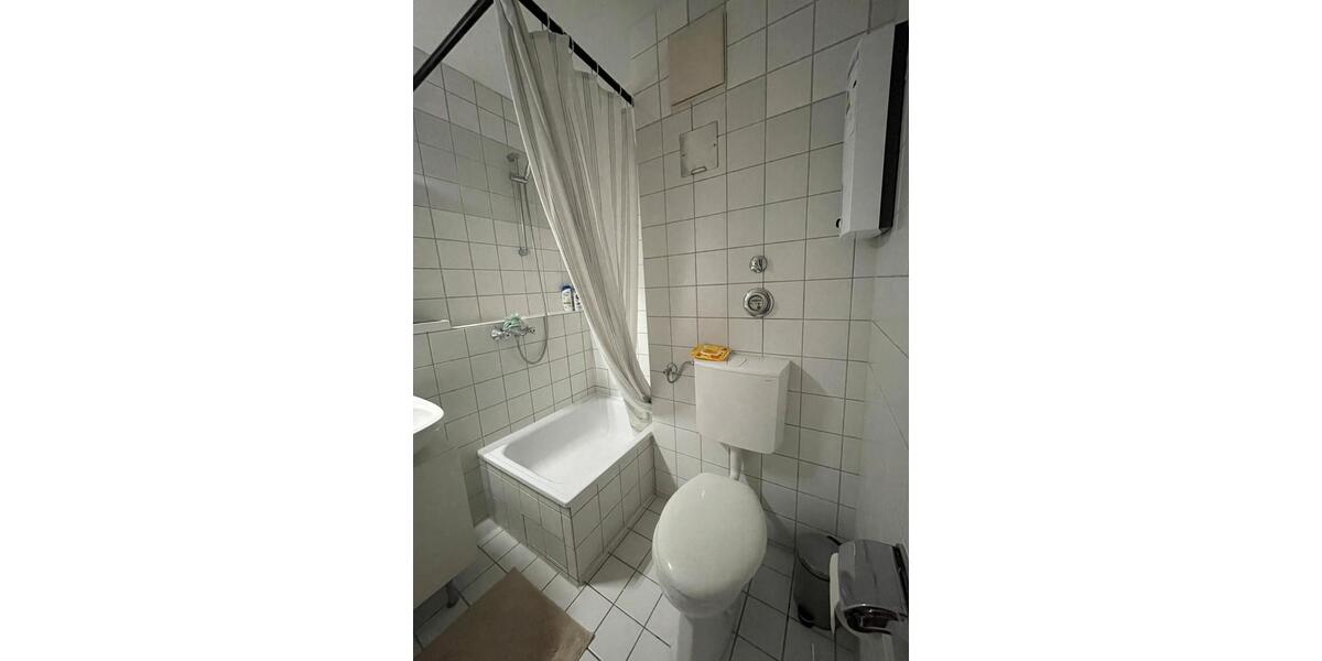 Dachgeschoßwohnung Mannheim Herzogenried - 1.5 Zimmer, 20 m&sup2;, 600&euro; | Angebot:25407205