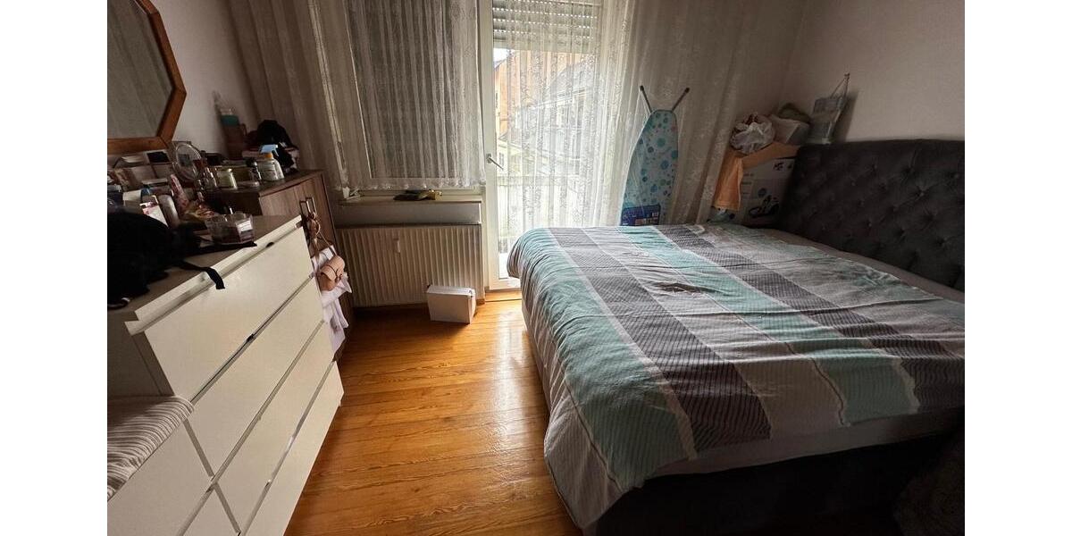 Etagenwohnung Ludwigshafen am Rhein Mundenheim - 3 Zimmer, 80 m&sup2;, 900&euro; | Angebot:25075026