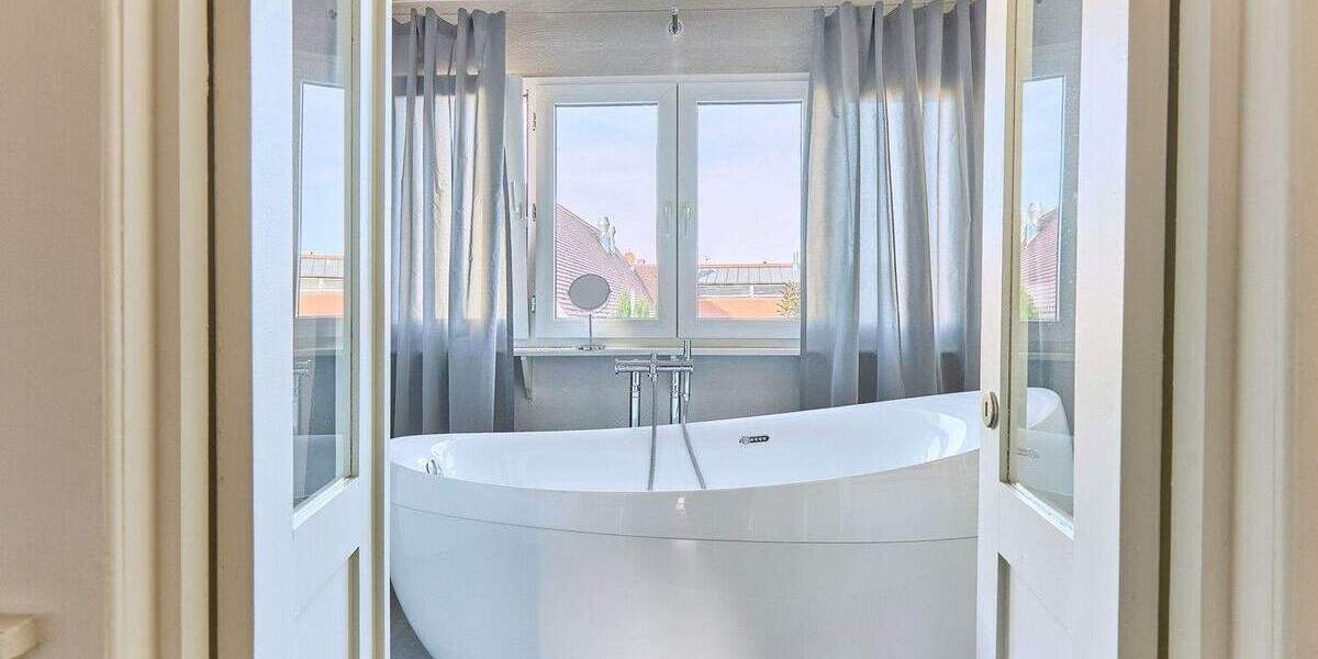 Historisches Fachwerk trifft modernes Wohngefühl mit Terrasse und Garten! 8 zimmer