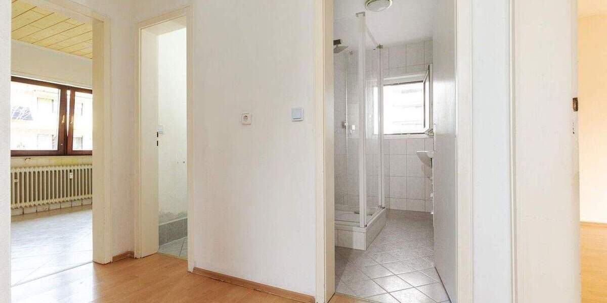 Etagenwohnung Brühl - 3 Zimmer, 82 m&sup2;, 219.000&euro; | Angebot:25747699