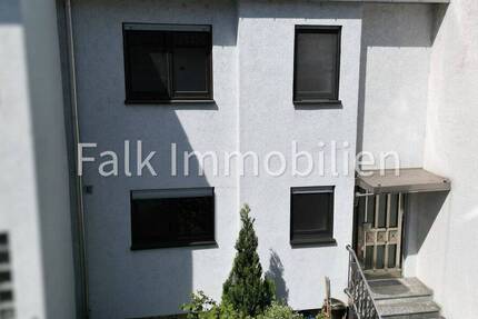 Haus Brühl - 5 Zimmer, 122 m&sup2;, 455.000&euro; | Angebot:26435891