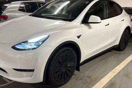 Tesla Model Y 83.500 km 30.990 &euro; Speyer 67346