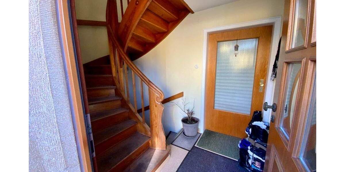 GLOBAL INVEST SINSHEIM | 2-3-Familienhaus in toller Lage von Ziegelhausen mit unverbaubarem Blick 1 zimmer