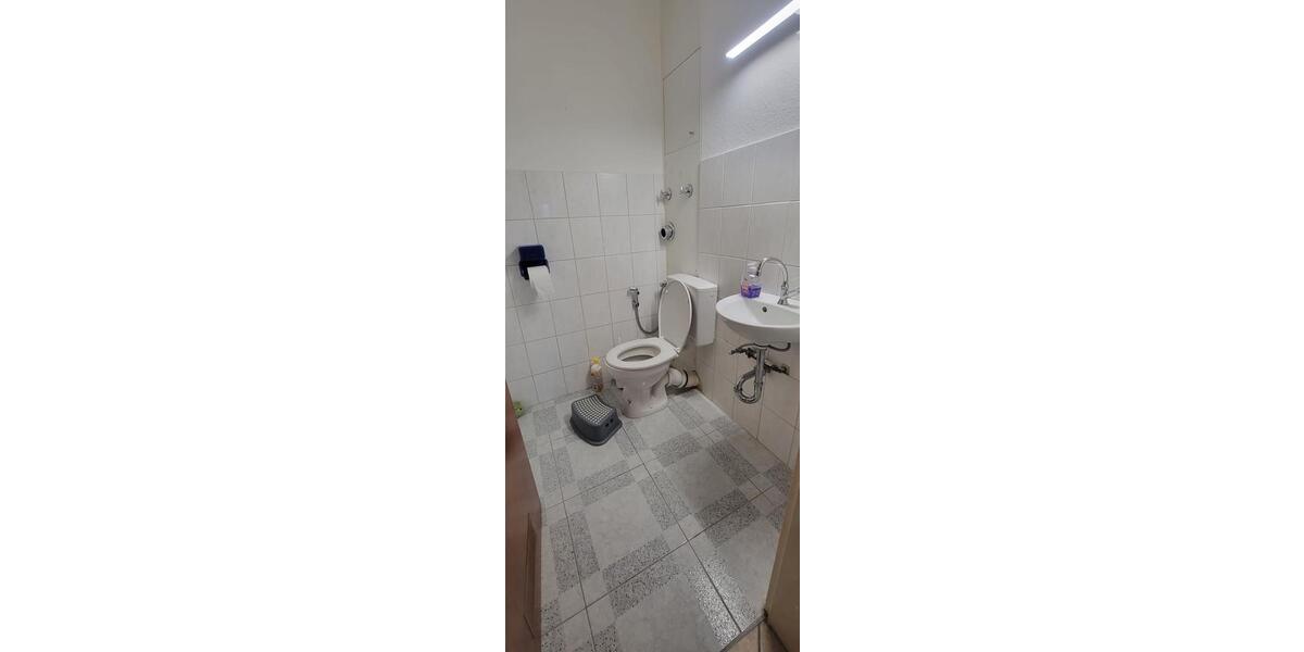 Etagenwohnung Ludwigshafen am Rhein Parkinsel - 3 Zimmer, 82 m&sup2;, 1.200&euro; | Angebot:26236203