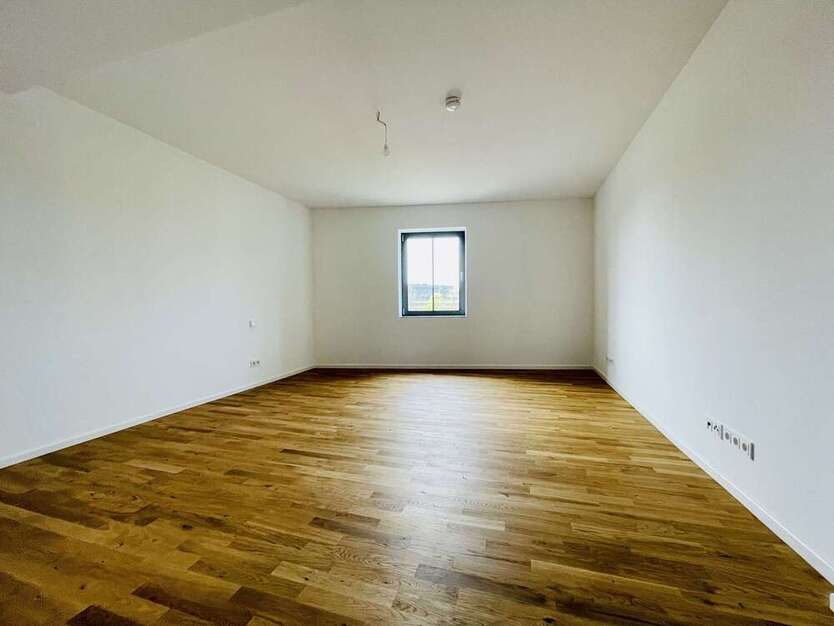 Wohnung zum Mieten in Mannheim 1.270 € 87.92 m²