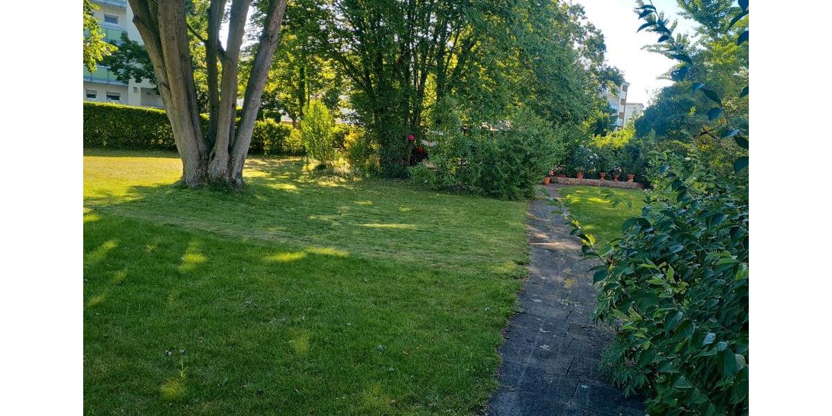 4ZKB Erdgeschoss Wohnung mit Garten Kein Erbpacht 4 zimmer