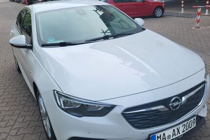 Opel Insignia 94.000 km 17.000 &euro; Mannheim 68309