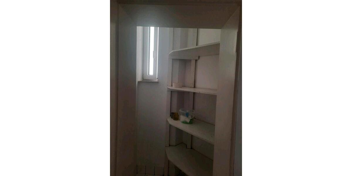 Etagenwohnung Ludwigshafen am Rhein Parkinsel - 1 Zimmer, 90 m&sup2;, 1.020&euro; | Angebot:26516345