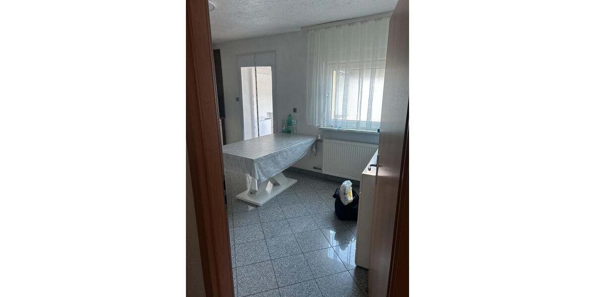 Mehrfamilienhaus, Wohnhaus Ludwigshafen am Rhein Ludwigshafen-Hemshof - 6 Zimmer, 166 m&sup2;, 418.000&euro; | Angebot:26786243