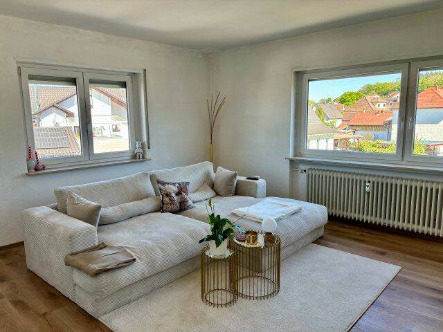 Etagenwohnung Mühlhausen - 4 Zimmer, 84 m&sup2;, 650&euro; | Angebot:26432938