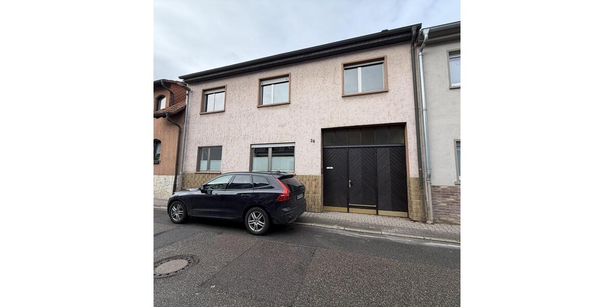 Mehrfamilienhaus, Wohnhaus Schwetzingen - 7 Zimmer, 175 m&sup2;, 2.350&euro; | Angebot:24867911