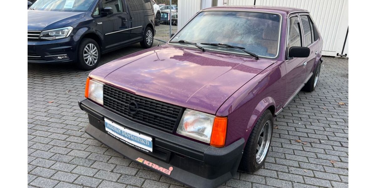Opel Kadett 121.000 km 3.499 &euro; Mörlenbach 69509
