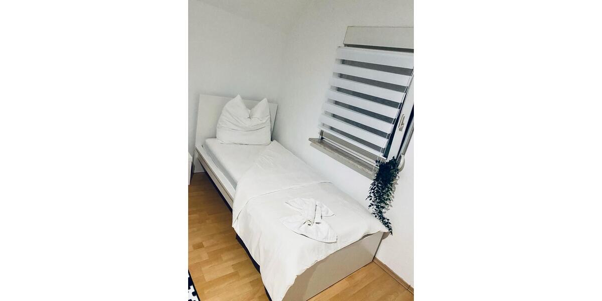 Haus zu vermieten (Mindestmietzeit 1 Monat) 4 zimmer