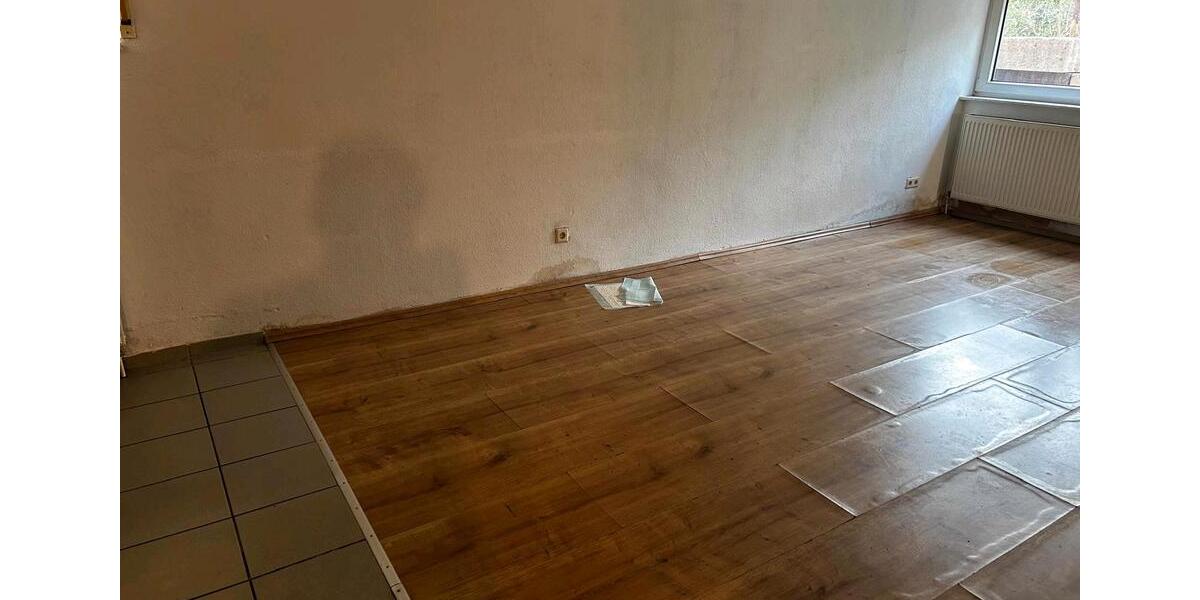 Sanierungsbedürftig Souterrain Wohnung in Mutterstadt 3 zimmer