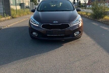 Kia ceed Sportswagon 104.000 km 10.950 € Mannheim 68309