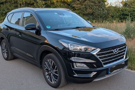 Hyundai TUCSON 94.000 km 17.800 &euro; Harthausen 67376