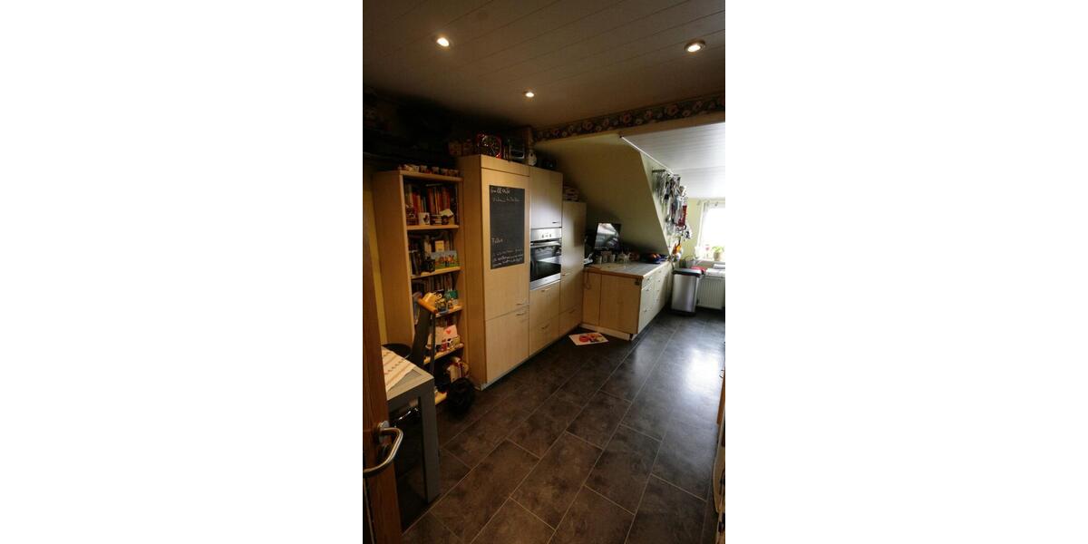 Dachgeschoßwohnung Ludwigshafen am Rhein Parkinsel - 4 Zimmer, 100 m&sup2;, 330.000&euro; | Angebot:26706806
