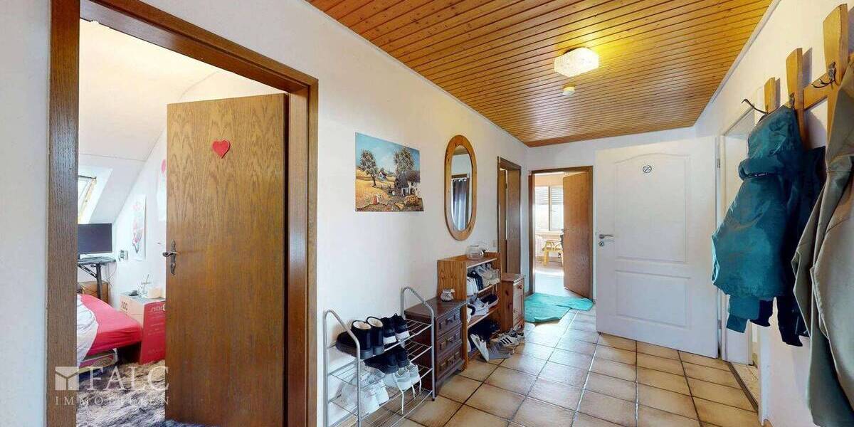 Mehrfamilienhaus, Wohnhaus Östringen Tiefenbach - 9 Zimmer, 220 m&sup2;, 595.000&euro; | Angebot:26160521
