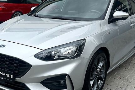 Ford Focus 124.280 km 12.490 € Schwetzingen 68723