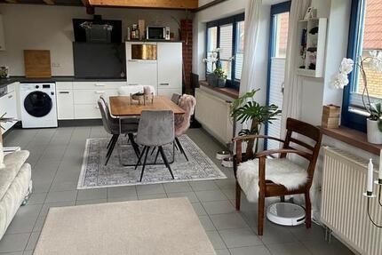 71m² hochwertige vollmöblierte Maisonette-Wohnung mit Einbauküche, Balkon, Kamin und Galerie 2 zimmer