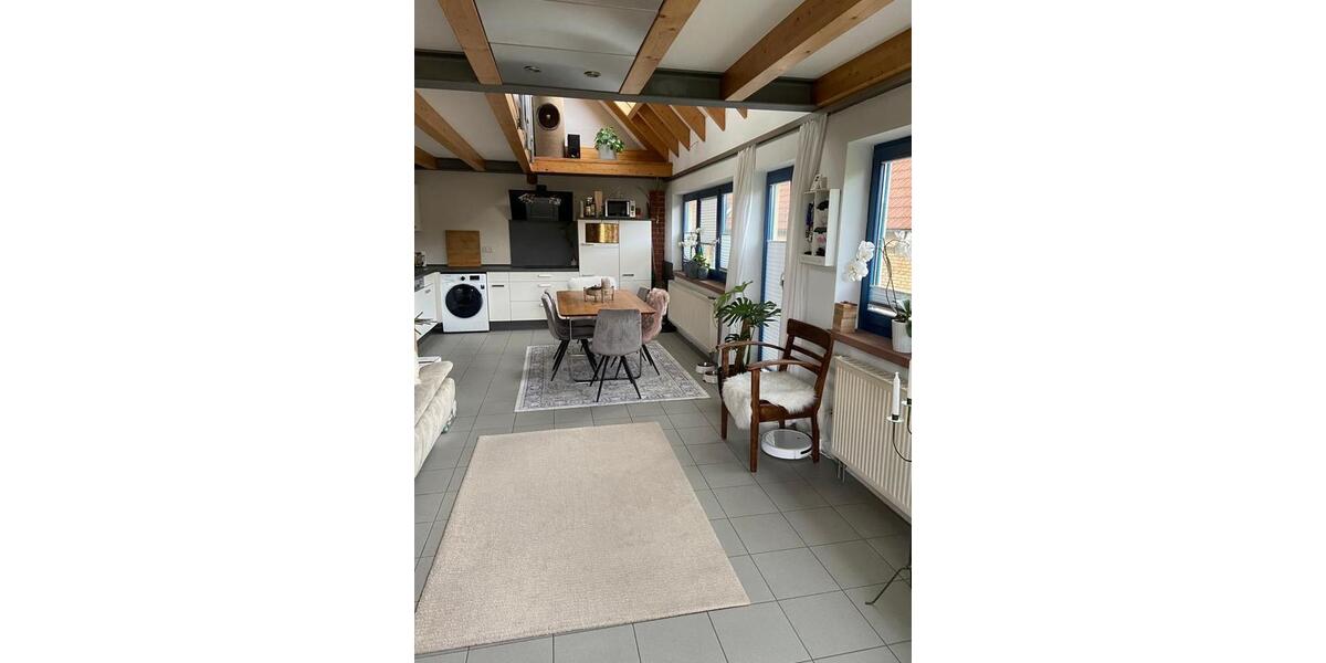 71m² hochwertige vollmöblierte Maisonette-Wohnung mit Einbauküche, Balkon, Kamin und Galerie 2 zimmer